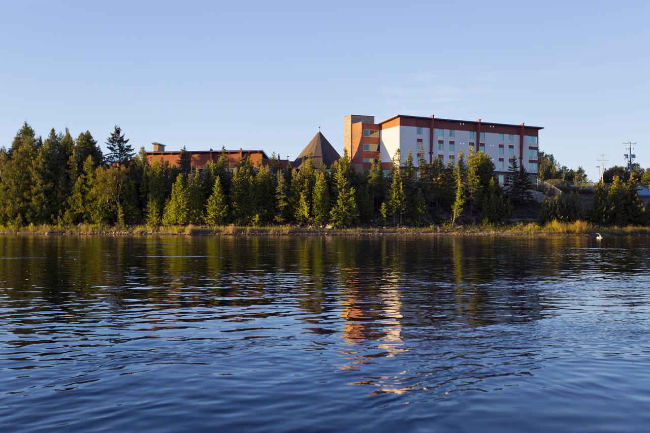 Manitoulin Hotel And Conference Centre Little Current Bagian luar foto